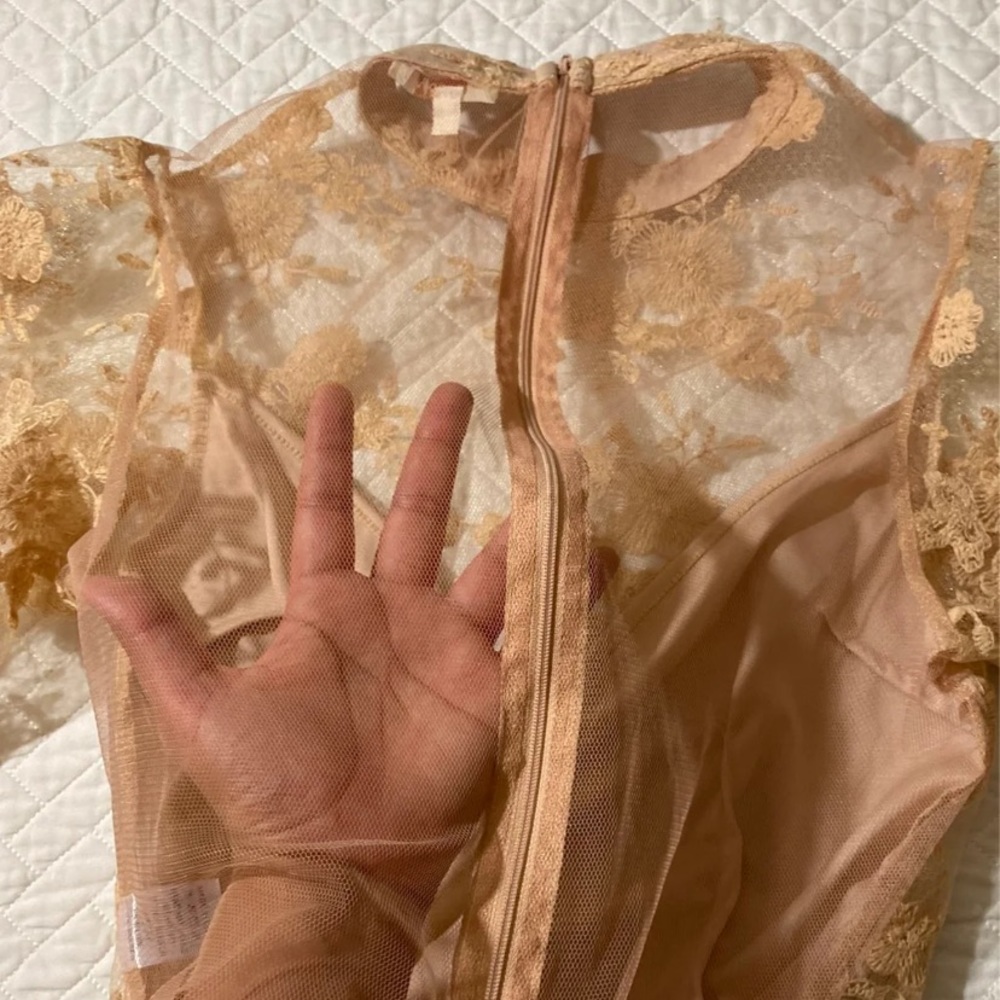 Top - Picture 5 of 6